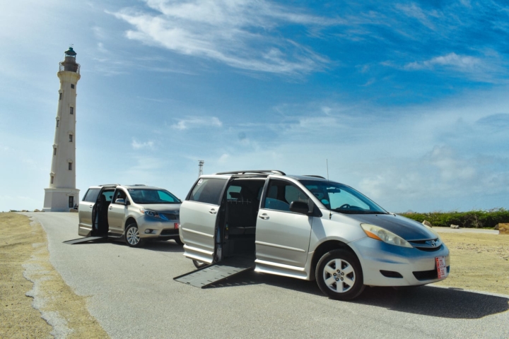 wheelchair-accessible-transport-vans-lighthouse-location