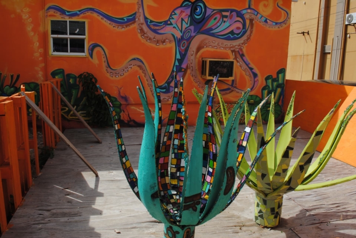 san-nicolas-art-tree